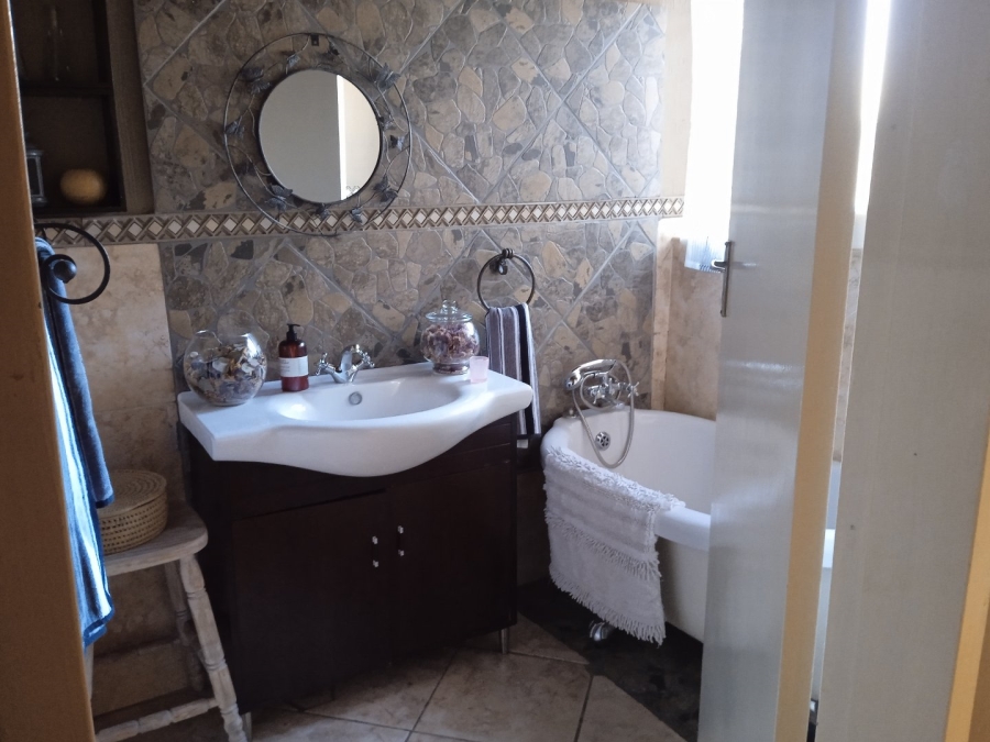 To Let 3 Bedroom Property for Rent in Schoemansville North West
